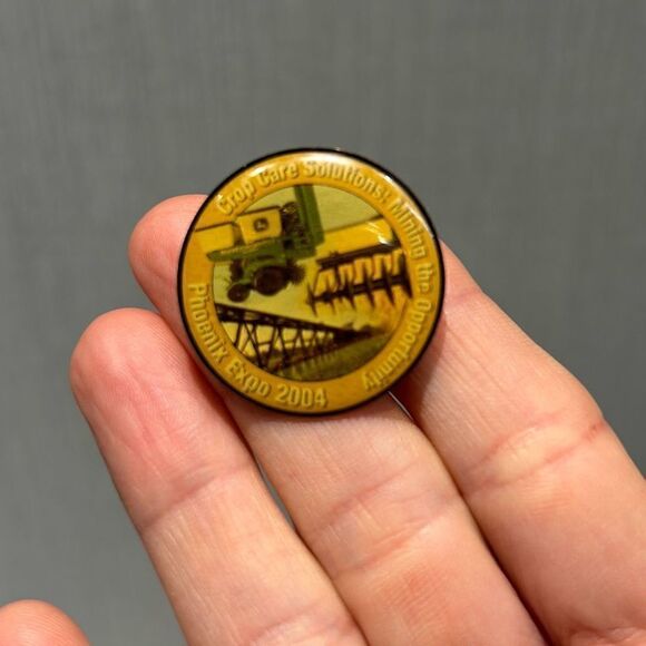 VTG John Deere Expo Pins Lot 2004 Hat Lapel Phoenix Tractors Combines Mowers Sal - Picture 4 of 12